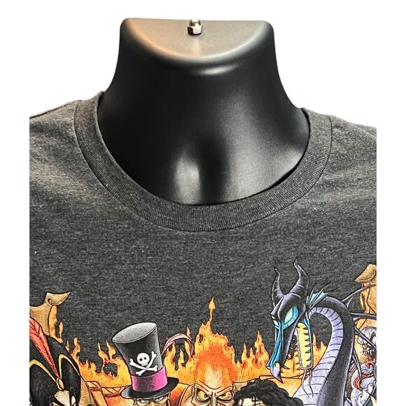 Disney Villains Graphic T-Shirt Size Large - Charcoal Tee with Iconic Villains - Picture 4 of 8